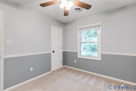 Tiny photo for 510 Overcliff Court, Midlothian, VA 23114 (MLS # 2616991)