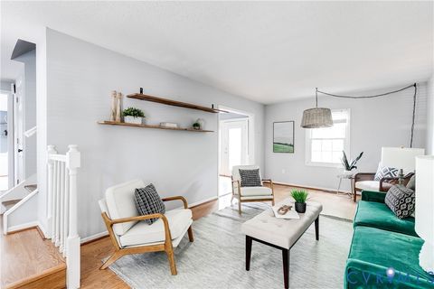 Tiny photo for 510 Overcliff Court, Midlothian, VA 23114 (MLS # 2616991)