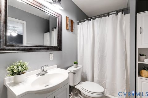 Tiny photo for 510 Overcliff Court, Midlothian, VA 23114 (MLS # 2616991)