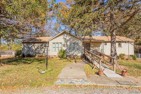 Photo of 9215 Epps Road, Mechanicsville, VA 23111 (MLS # 2326748)