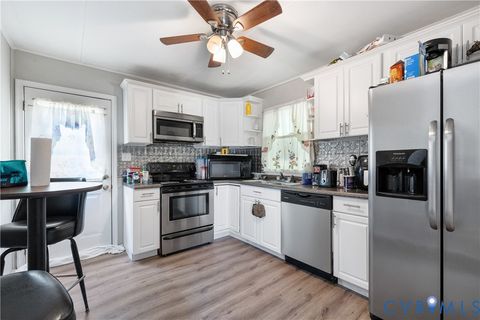Tiny photo for 2228 Cullen Road, Richmond, VA 23224 (MLS # 2532482)
