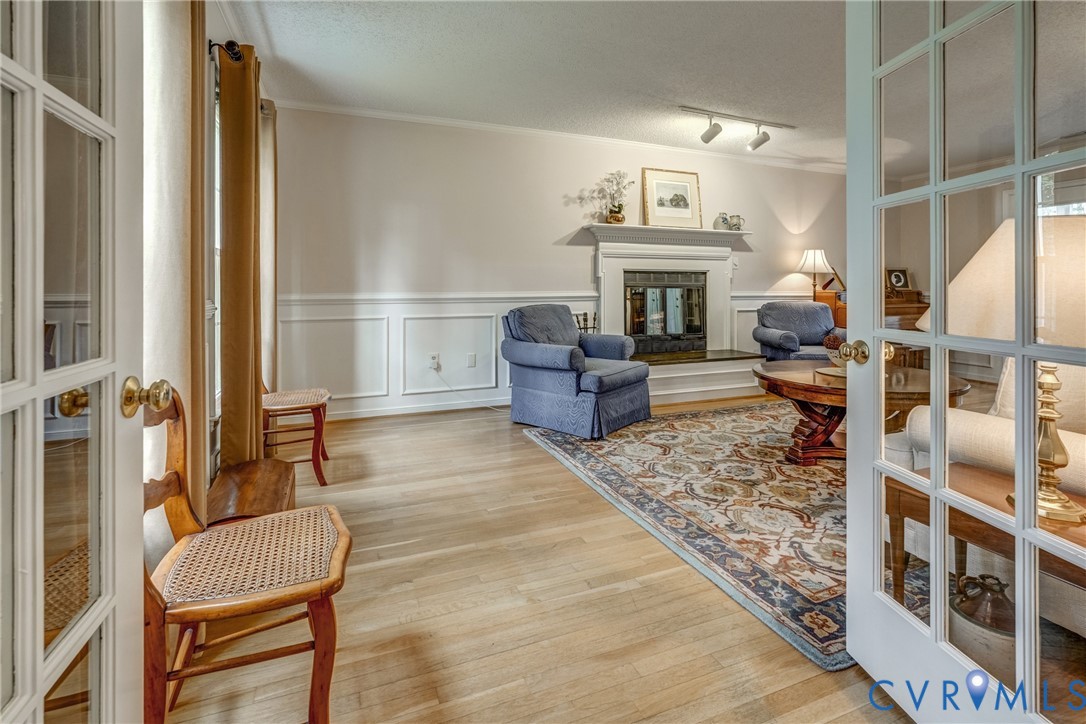 9410 Laurel Grove Road