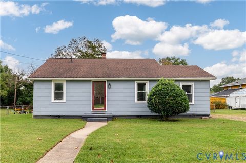Photo of 2808 Maple Street, Hopewell, VA 23860 (MLS # 2527125)