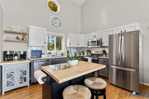 Tiny photo for 76 Cottage Place, Heathsville, VA 22473 (MLS # 2609003)