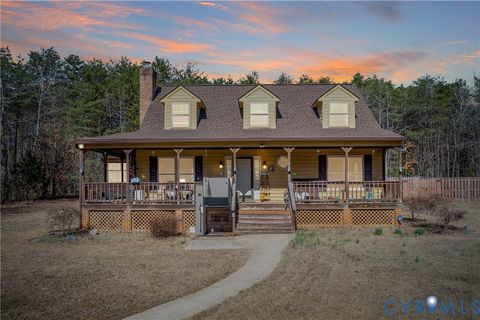 Photo of 5612 Whitesell Road, Louisa, VA 23093 (MLS # 2605496)