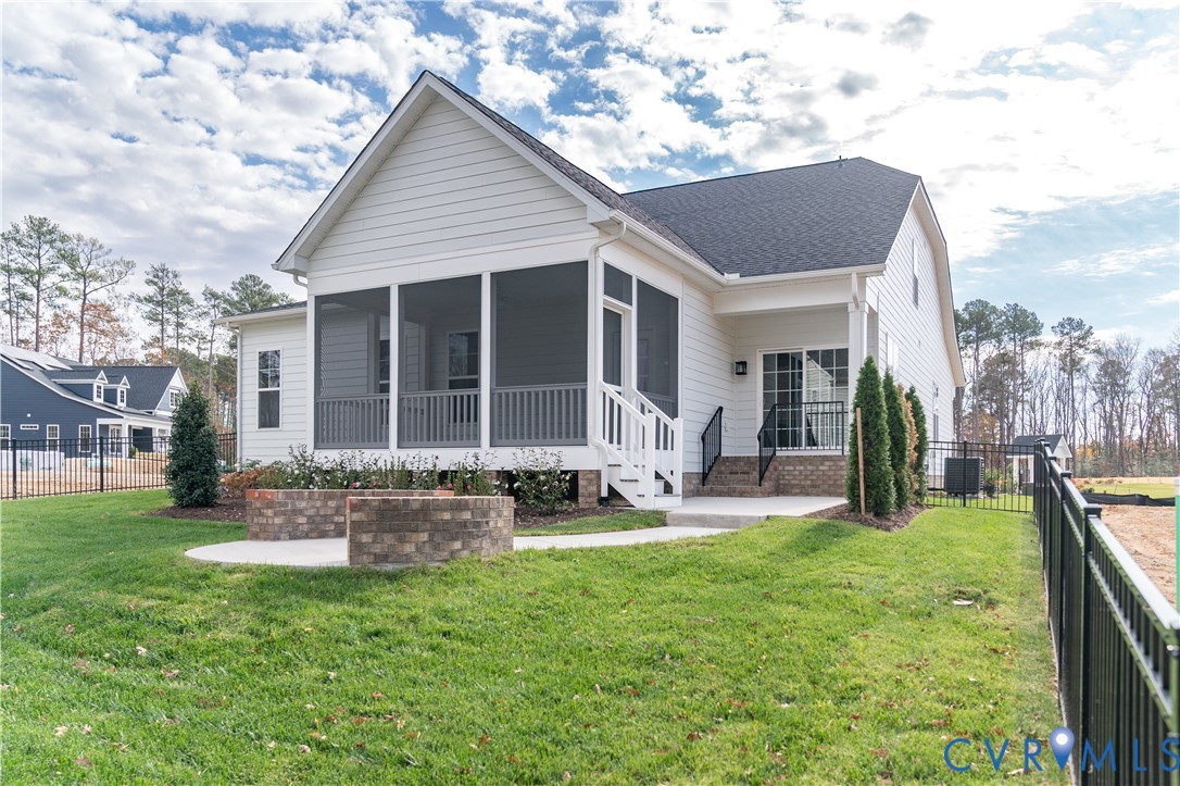 12328 Garnet Parke Circle