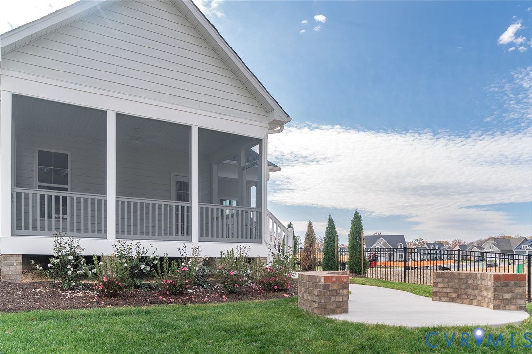 12328 Garnet Parke Circle