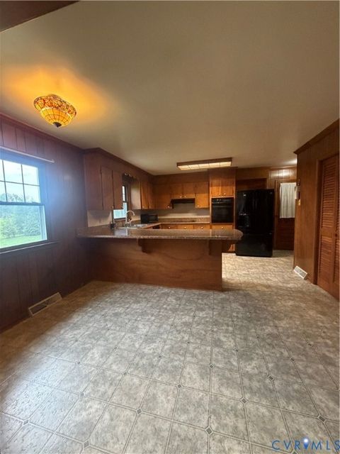 Tiny photo for 309 Old Plank Road, Kenbridge, VA 23944 (MLS # 2619691)