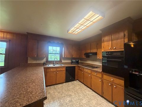 Tiny photo for 309 Old Plank Road, Kenbridge, VA 23944 (MLS # 2619691)