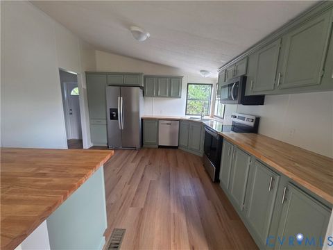 Tiny photo for 16808 Hamilton Arms Road, Dinwiddie, VA 23840 (MLS # 2608030)