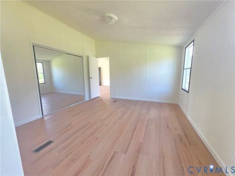 Tiny photo for 16808 Hamilton Arms Road, Dinwiddie, VA 23840 (MLS # 2608030)