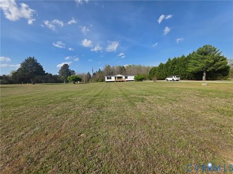 Tiny photo for 16808 Hamilton Arms Road, Dinwiddie, VA 23840 (MLS # 2608030)