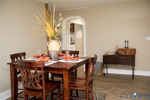 Tiny photo for 3153 Third Street, Farmville, VA 23901 (MLS # 2602644)