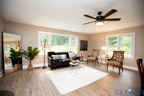 Tiny photo for 3153 Third Street, Farmville, VA 23901 (MLS # 2602644)