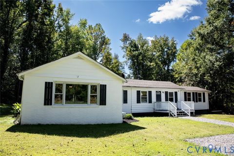 Tiny photo for 3153 Third Street, Farmville, VA 23901 (MLS # 2602644)