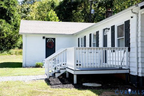 Tiny photo for 3153 Third Street, Farmville, VA 23901 (MLS # 2602644)