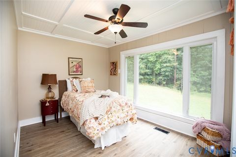 Tiny photo for 3153 Third Street, Farmville, VA 23901 (MLS # 2602644)