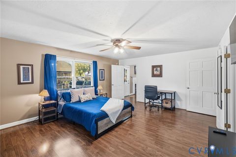 Tiny photo for 401 7th Street, Blackstone, VA 23824 (MLS # 2614563)