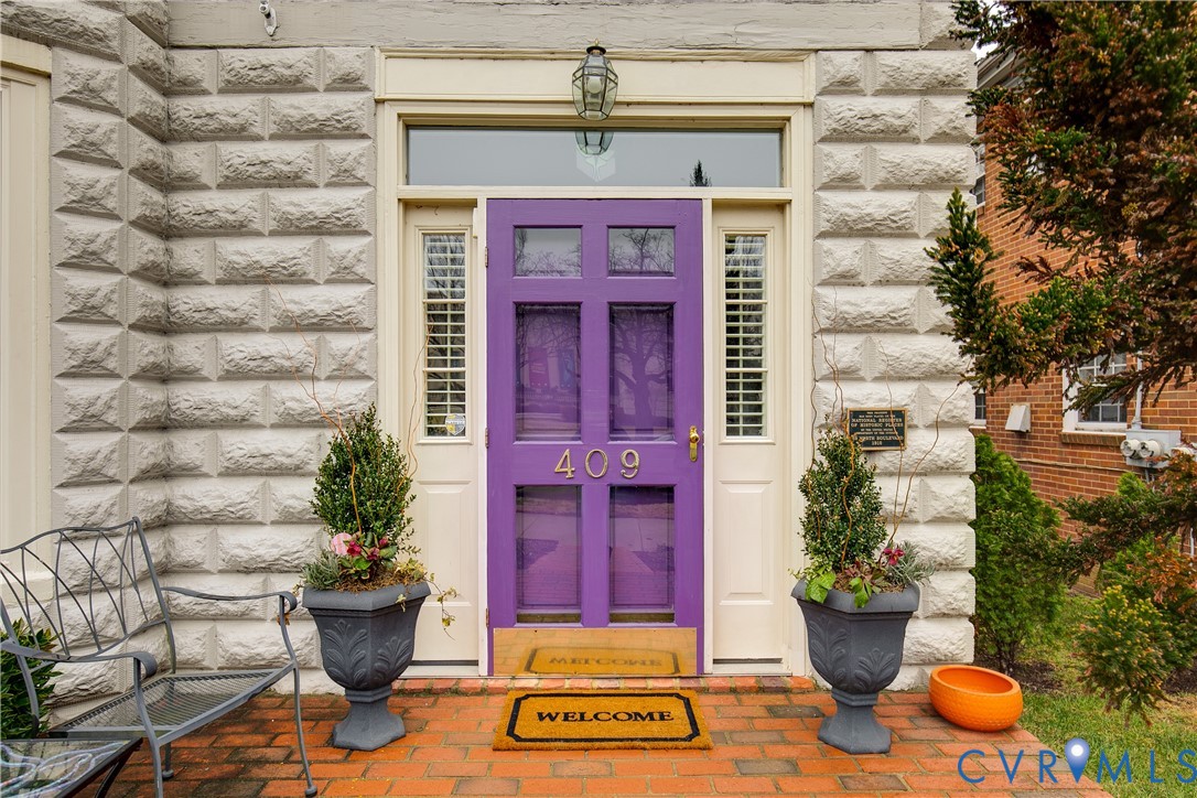 409 N Arthur Ashe Boulevard