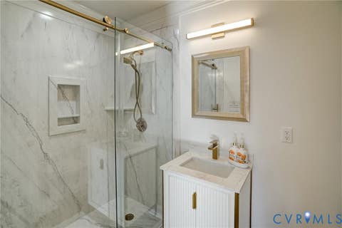 Tiny photo for 721 Meadow View Ridge, Manakin Sabot, VA 23103 (MLS # 2620725)
