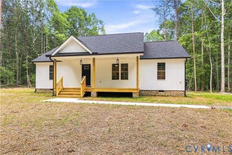 Photo of 42 Clinton Farm Court, Cumberland, VA 23040 (MLS # 2622594)
