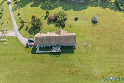 Tiny photo for 15900 Nobles Road, Disputanta, VA 23842 (MLS # 2530088)
