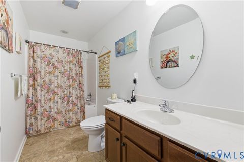 Tiny photo for 15900 Nobles Road, Disputanta, VA 23842 (MLS # 2530088)