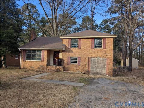 Photo of 519 Oak Hill Road, Petersburg, VA 23805 (MLS # 2533654)