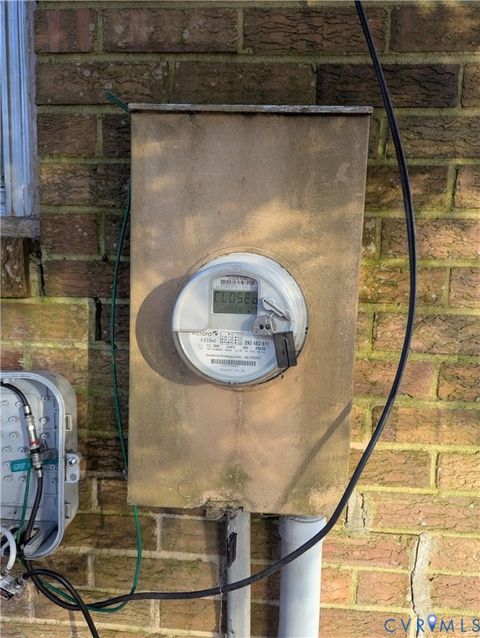 Tiny photo for 519 Oak Hill Road, Petersburg, VA 23805 (MLS # 2533654)