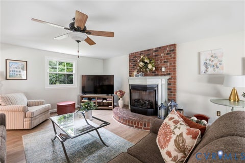 Tiny photo for 220 Huntington Road, Colonial Heights, VA 23834 (MLS # 2620011)