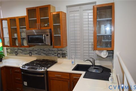 Tiny photo for 422 W Clay Street, Richmond, VA 23220 (MLS # 2532900)