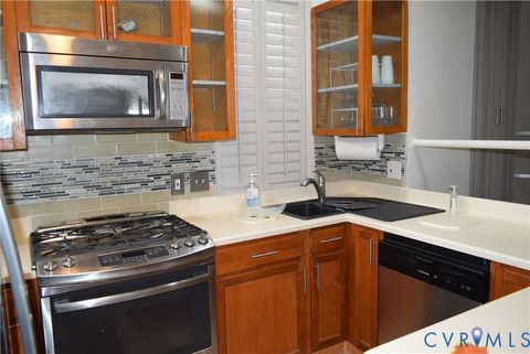 Tiny photo for 422 W Clay Street, Richmond, VA 23220 (MLS # 2532900)