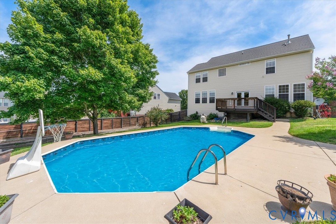 13206 Stockleigh