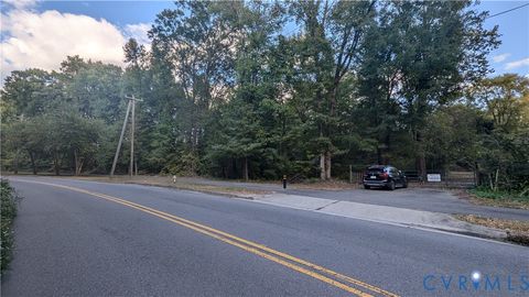 Tiny photo for 1600 Beale Street, Richmond, VA 23222 (MLS # 2607957)