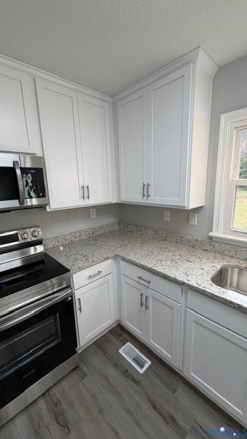 Tiny photo for 1927 Chinchilla Drive, Sandston, VA 23150 (MLS # 2627686)