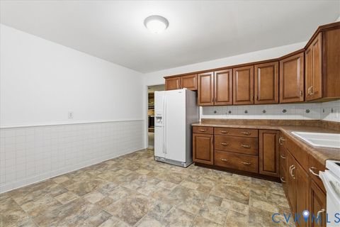 Tiny photo for 1217 Elmwood Drive, Colonial Heights, VA 23834 (MLS # 2602058)