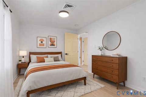 Tiny photo for 401 Hunt Avenue, Richmond, VA 23222 (MLS # 2533332)