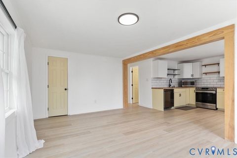 Tiny photo for 401 Hunt Avenue, Richmond, VA 23222 (MLS # 2533332)