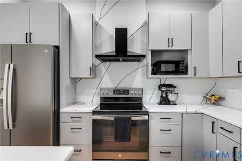 Tiny photo for 625 N 31st Street, Richmond, VA 23223 (MLS # 2612748)