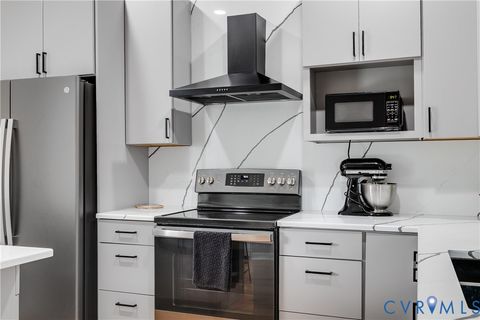 Tiny photo for 625 N 31st Street, Richmond, VA 23223 (MLS # 2612748)