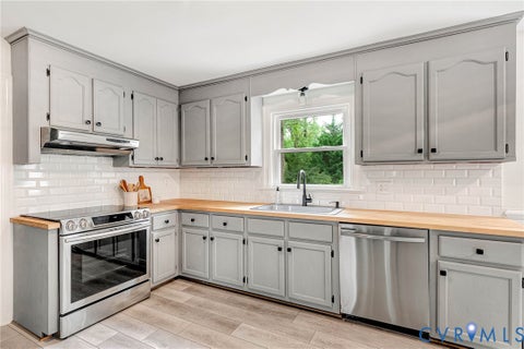 Tiny photo for 9217 Redington Drive, Chesterfield, VA 23235 (MLS # 2626656)