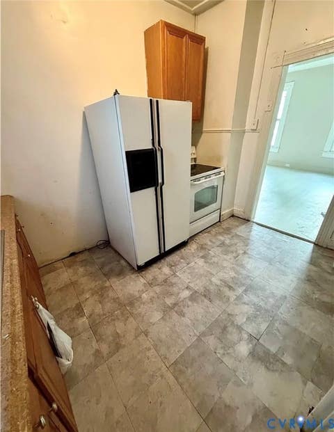 Tiny photo for 215 Saint Andrew Street, Petersburg, VA 23803 (MLS # 2620319)