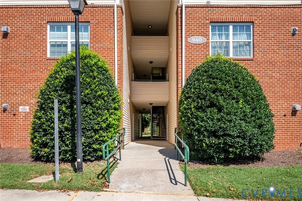 940 MASTERS ROW APT A, GLEN ALLEN, VA 23059 - Image bf79a67c2b1aafb0c092fbc190bbef53/16467572