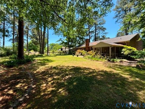 Tiny photo for 106 Windmere Drive, Colonial Heights, VA 23834 (MLS # 2612737)