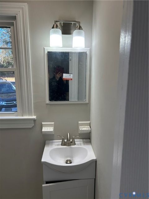 Tiny photo for 8002 TARKINGTON Drive, Richmond, VA 23227 (MLS # 2532326)