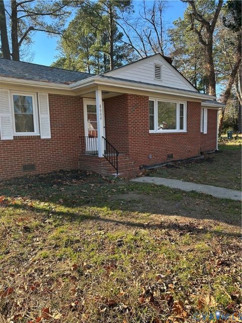 Tiny photo for 8002 TARKINGTON Drive, Richmond, VA 23227 (MLS # 2532326)