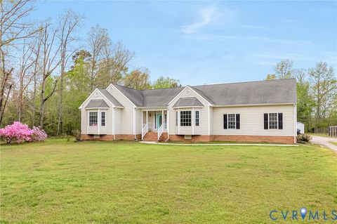 Photo of 5629 W Quaker Road, Disputanta, VA 23842 (MLS # 2603306)
