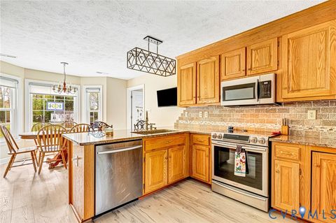 Tiny photo for 5629 W Quaker Road, Disputanta, VA 23842 (MLS # 2603306)