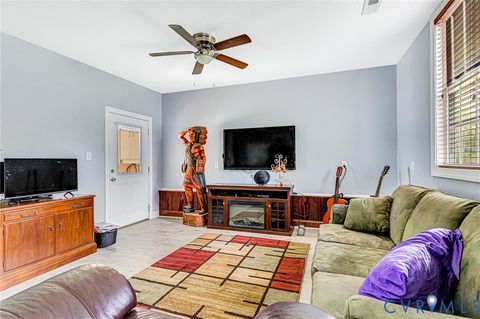 Tiny photo for 5629 W Quaker Road, Disputanta, VA 23842 (MLS # 2603306)