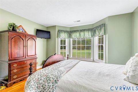 Tiny photo for 5629 W Quaker Road, Disputanta, VA 23842 (MLS # 2603306)